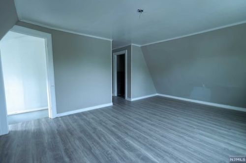 135 21st St, Irvington NJ  07111-4556 exterior