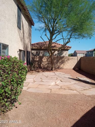 9402 Eaton Rd, Phoenix AZ  85037-4272 exterior