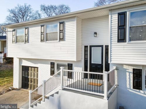 1711 Wembley Dr, Wilmington, DE 19809-1325