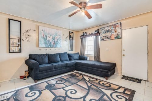 208 Palmdale St, Tucson AZ  85714-1439 exterior