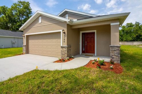 1786 Grand Oak Dr, Apopka, FL 32703