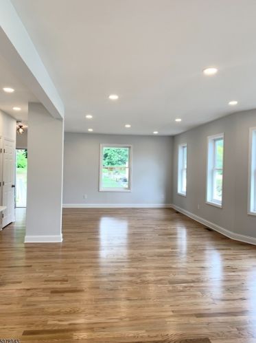 10 5th Ave, Dover NJ  07803-3241 exterior