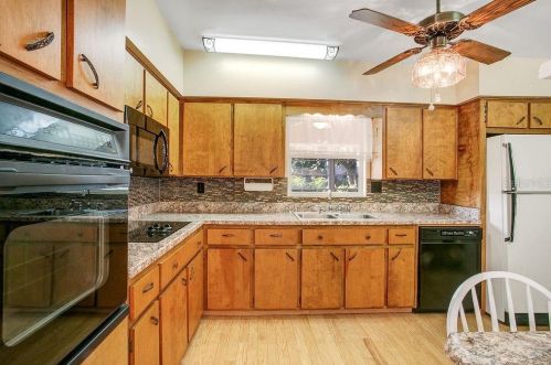 4810 Ferncreek Ave, Orlando FL  32806-7835 exterior