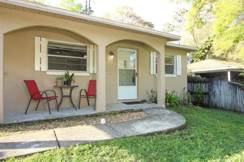25200 Quaker Ridge Ave, Mount Plymouth, FL 32776-8761