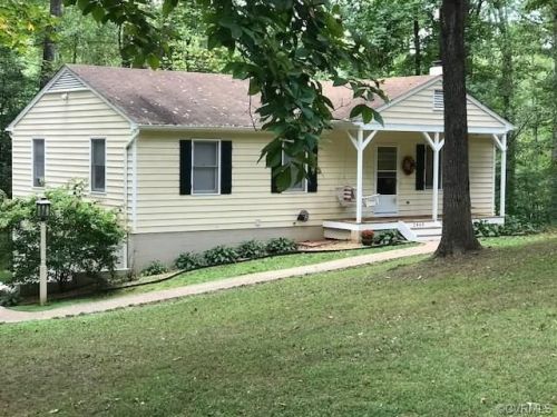 2465 Deerpath Dr, Powhatan, VA 23139-6023
