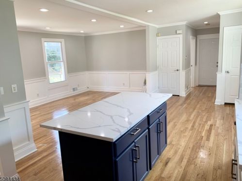 6 Tichenor Pl, Montclair NJ  07042-2429 exterior