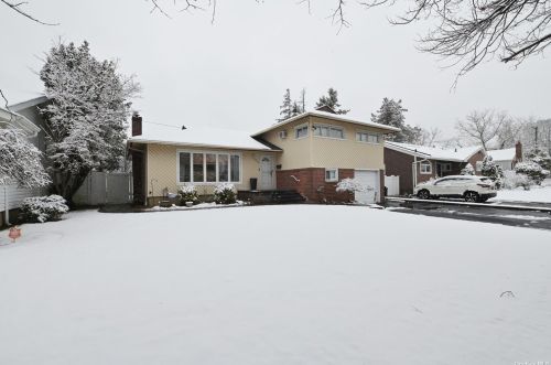 1329 Prospect Ave, Hempstead, NY 11554-4742