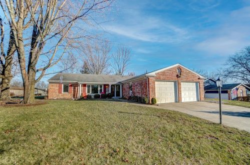 5326 Chatelaine Ct, Cincinnati, OH 45247-7501