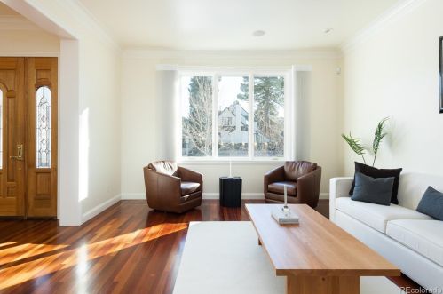 453 Cook St, Denver CO  80206-4424 exterior