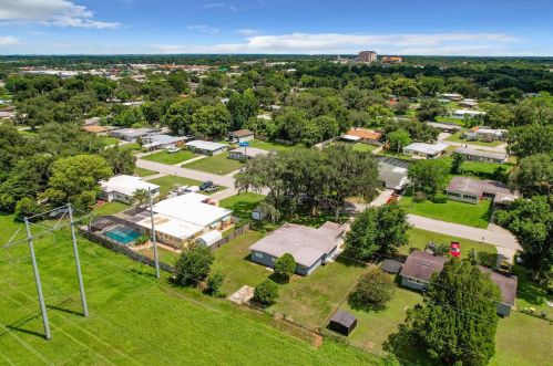 720 Manor Dr, Bartow FL  33830-3241 exterior