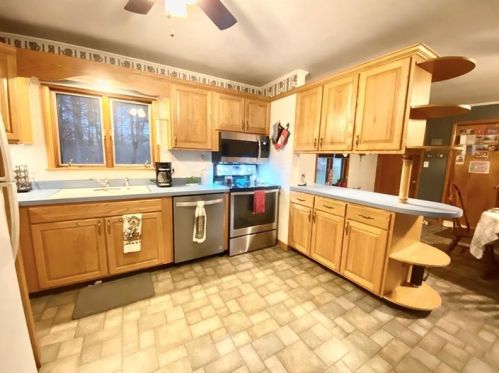 216 Cober Rd, Somerset, PA 15501-2435