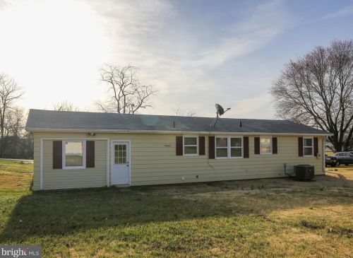 133 Azalea Dr, Charles Town WV  25414-5841 exterior