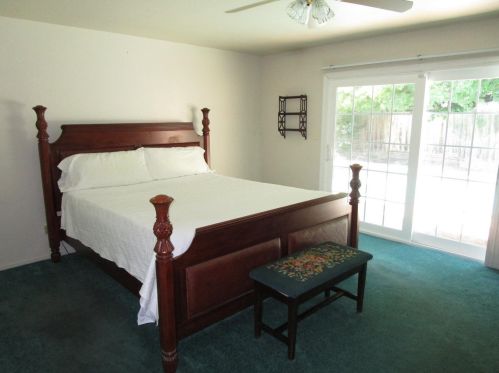 1931 San Gabriel Ave, Clovis CA  93611-4124 exterior