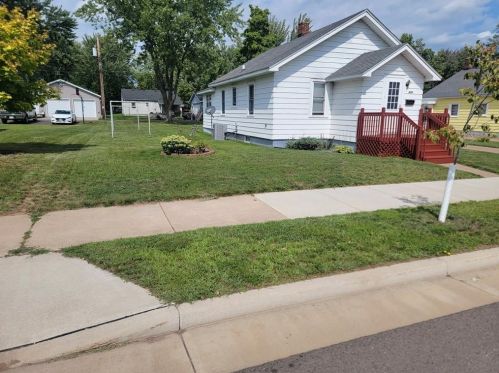 516 Elm St, Eau Claire, WI 54729-1604