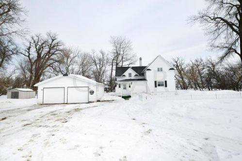3070 Eagle Ave, Hatton, ND 58240-9501