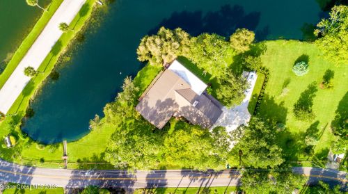 3605 Indian Riv Dr, Cocoa FL 32926-8704 exterior