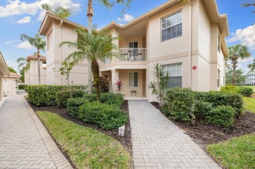 3984 Bishopwood Ct, Naples FL  34114-2608 exterior