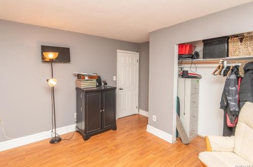 3 Capital Dr, Washingtonville NY  10992-1384 exterior