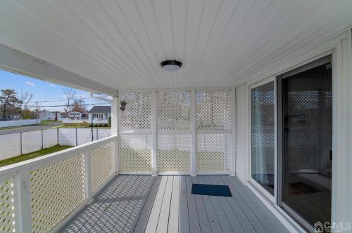 105 Madison Ave, Old Bridge NJ  08857-1339 exterior