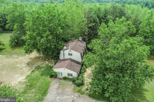 1823 Harvey Straughn Rd, Blackbird DE  19734-9646 exterior