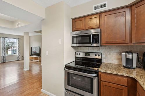 1802 Cliffview Ln, Florence KY  41042-2548 exterior