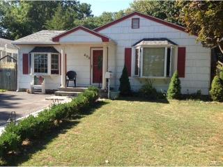 405 Housatonic Ave, Stratford, CT 06615-6025