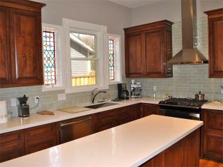 503 41st St, Austin TX  78751-4322 exterior