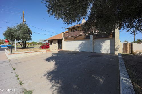 7446 Reade Ave, Glendale, AZ 85303-6128