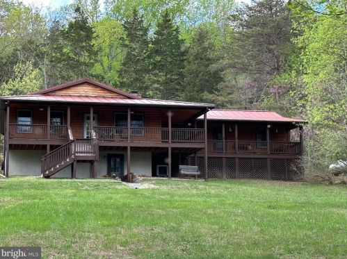 6319 Page Valley Rd, Richmond National Battlefiel VA  22835-7612 exterior