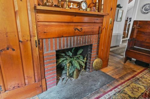 37 Prospect Ave, Middletown NY  10940-4119 exterior