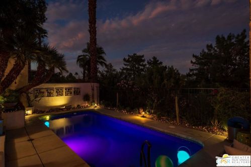 4 Vista Loma Dr, Rancho Mirage CA  92270-2959 exterior