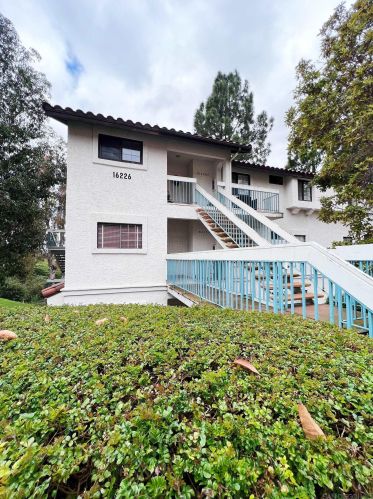 16226 Avenida Venusto, San Diego, CA 92128-6257