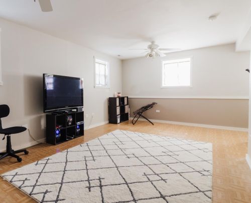 1110 Cedar Ln, Dyer IN  46311-1337 exterior