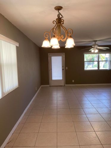 206 Seville I, Delray Beach FL  33446-2144 exterior