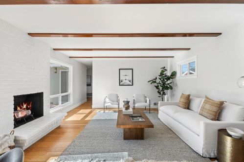 2020 Helena Way, Redwood City CA  94061-3311 exterior