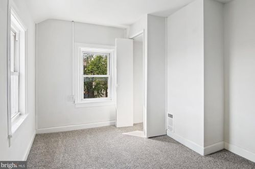 112 3rd St, Harrisburg PA  17113-2209 exterior