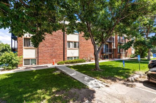 5995 Hampden Ave, Denver CO  80227-5417 exterior