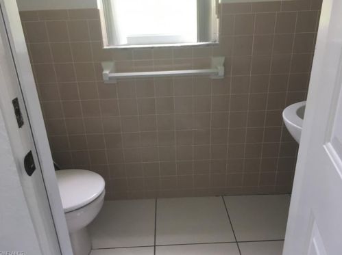 3341 6th Ave, Naples FL  34120-5096 exterior