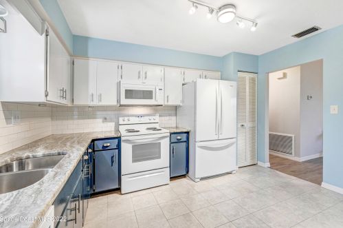 2250 Talmadge Dr, Titusville FL  32780-4606 exterior