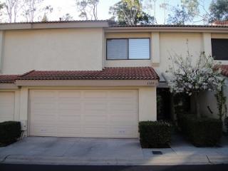 1109 Creekside Dr, Fullerton CA  92833-2174 exterior