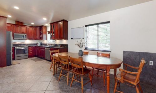 10819 Walker Dr, Grass Valley CA  95945-6912 exterior