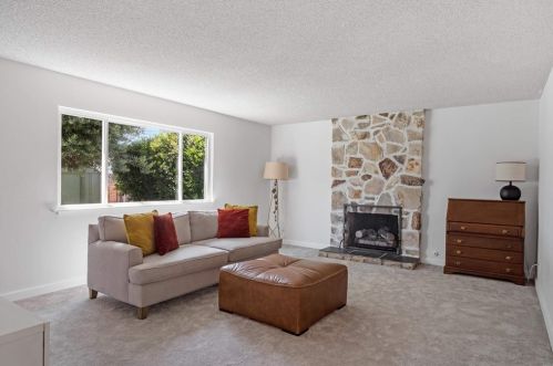 5836 Cowles Mountain Blvd, La Mesa, CA 91942-1801