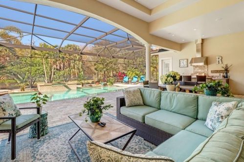 4249 Deephaven Ln, Naples FL 34119-8616 exterior