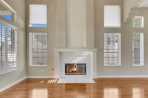 7525 Toyon Ln, Anaheim, CA 92808-1472