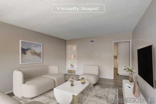 1239 Tylee St, Vista, CA 92083-5663
