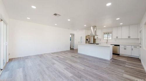 736 Montebello Blvd, Montebello CA 90640-2534 exterior