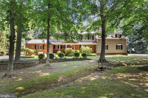 19 Laurel Dr, Dover, DE 19901-4521