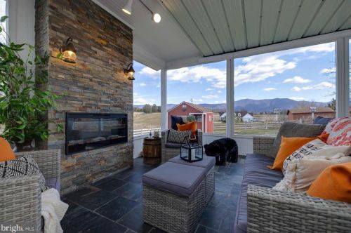 509 6th St, Richmond National Battlefiel VA  22835-1449 exterior