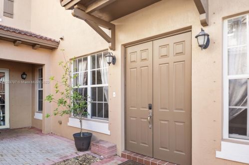 623 146th Ter, Hollywood, FL 33027-6116
