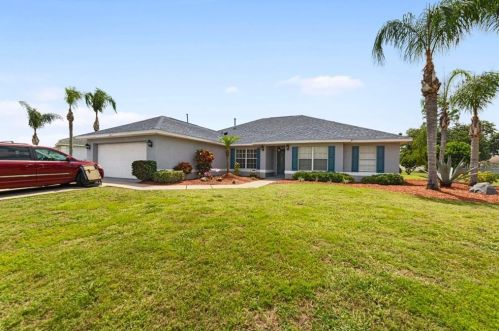 130 Sanderling Dr, Winter Haven, FL 33881-8255